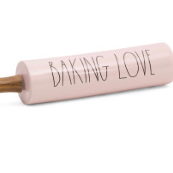New in Box RAE DUNN Baking Love Pink Rolling Pin Below $35 Retail - Picture 1 of 1